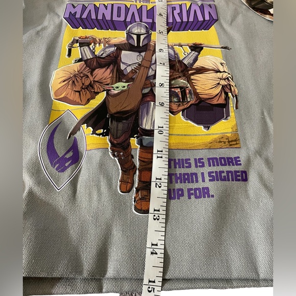 Star Wars The Mandalorian Bag, Socks And Enamel Keychain - Picture 5 of 11